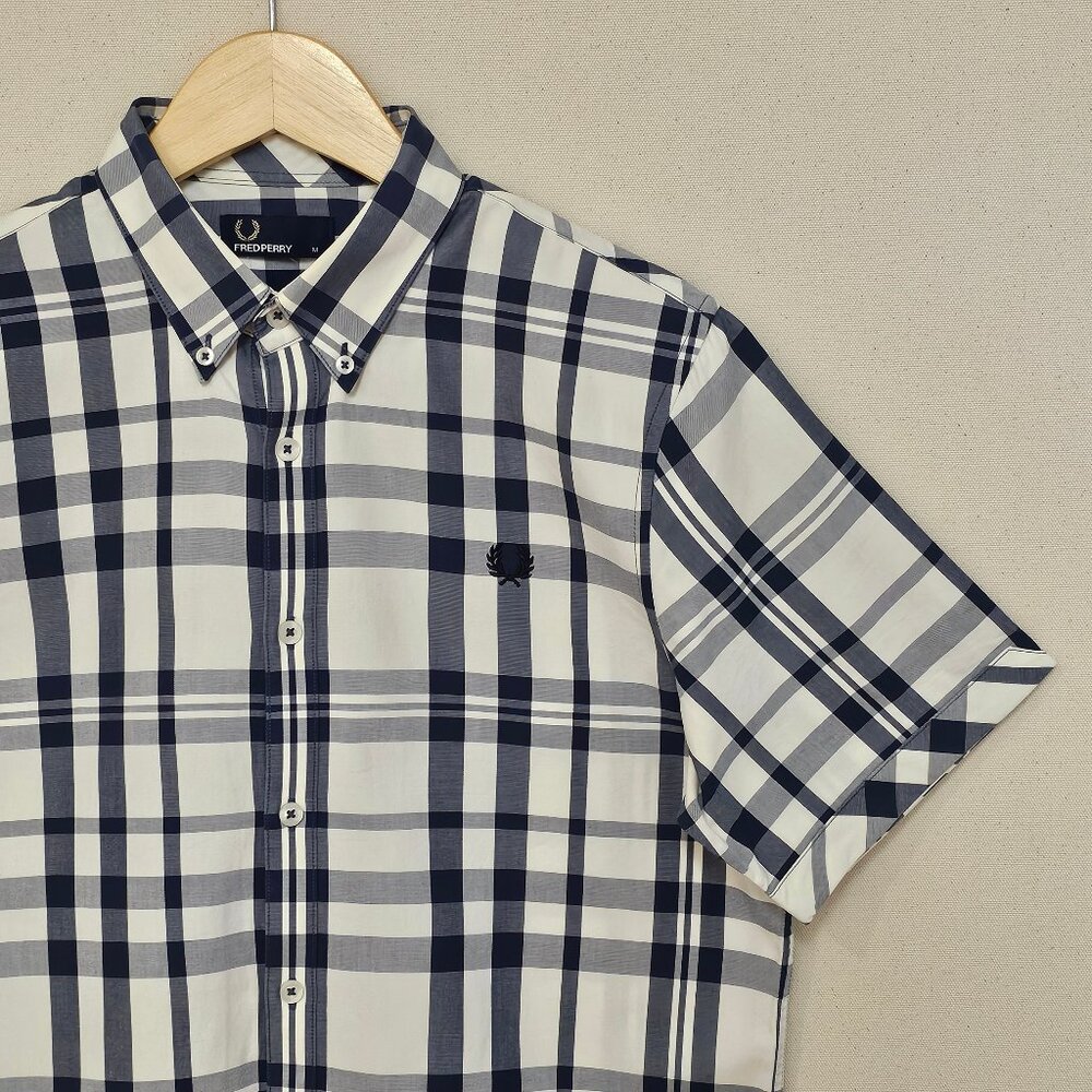 Fred Perry Short Sleeve Button Down M